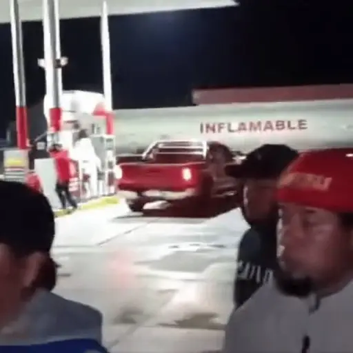 cierran-gasolinera-octubre-2023.png ,