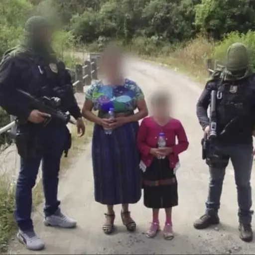 rescatan-a-madre-e-hija-noviembre-2023.jpg ,