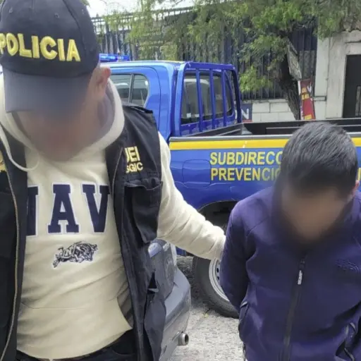 Maestro-pedia-imagenes-explicitas-chimaltenango-noviembre-2023.jpg ,