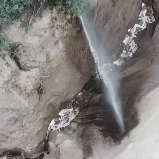 Busqueda-de-familia-en-deslizamiento.jpg ,