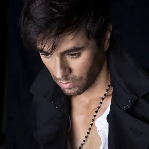 enrique-iglesias-publinews-diciembre-2023.jpeg ,