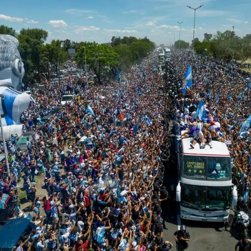 muchachos-publinews-diciembre-2023.jpeg ,