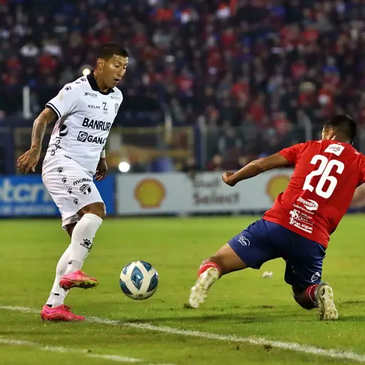 partido-xelaju-comunicaciones-apertura-2023-1-scaled-1.jpg ,