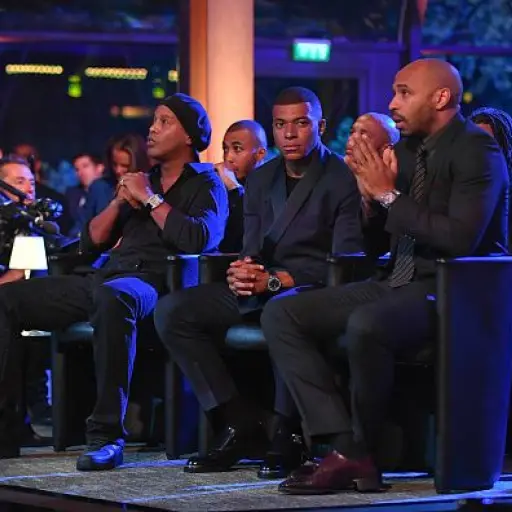 ronaldinho-consejo-mbappe.jpg ,