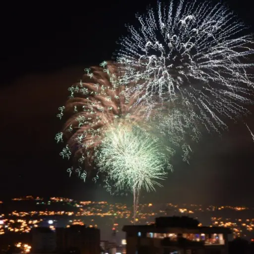 pollo-campero-anuncia-detalles-luces-campero-2022-publinews-1-1.jpeg ,