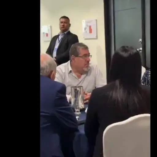 Benrardo-Arevalo-reunion-gabinete-diciembre-2023.jpg ,