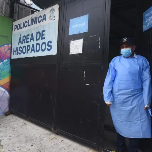 hisopados-centro-de-salud-Foto-Omar-Solis.jpeg ,
