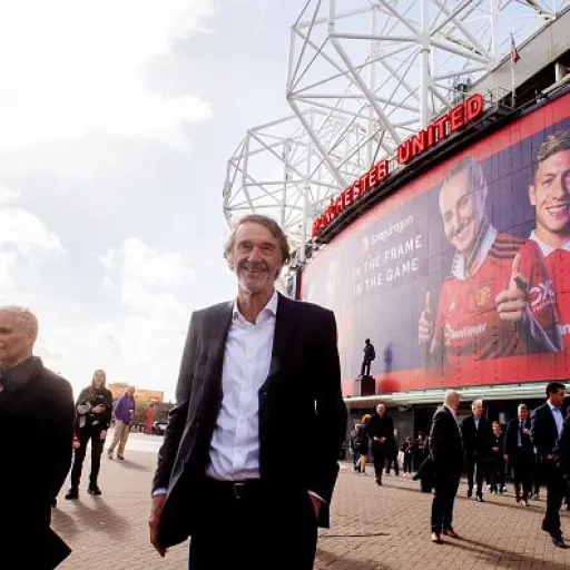 Sir-Jim-Ratcliffe-adquiere-25-por-ciento-manchester-united-2.jpg ,