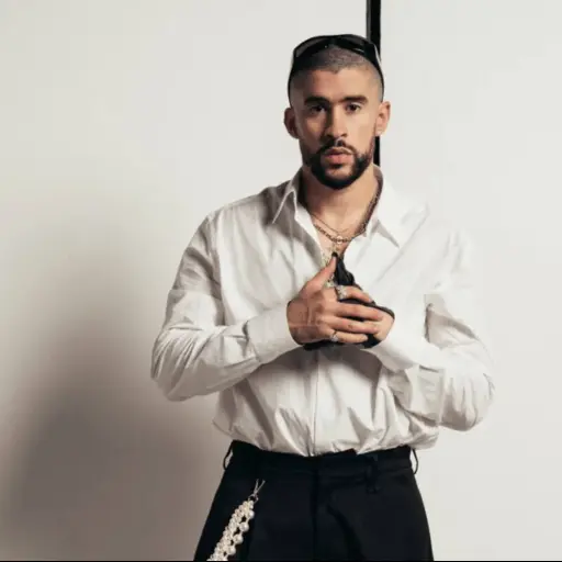 Bad-Bunny-publinews-diciembre-2023-.png ,