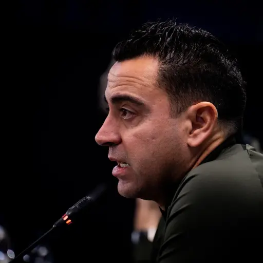 xavi-hernandez-fc-barcelona-scaled-1.jpg ,