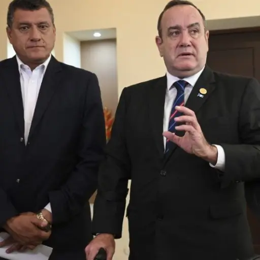 guillermo-castillo-alejandro-giammattei-990x556-1-1.jpg ,