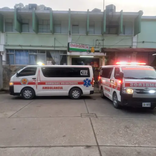 accidente-picop-alta-verapaz-emisoras-unidas.jpeg ,