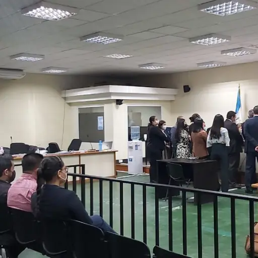 caso-hogar-seguro-juicio-emisoras-unidas1.jpg ,