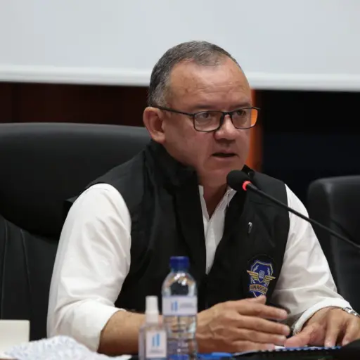 ministro-gobernacion-napoleon-barrientos-emisoras-unidas.jpg ,