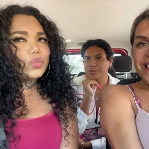 Paola-Suarez-Wendy-Guevara-1.jpg ,