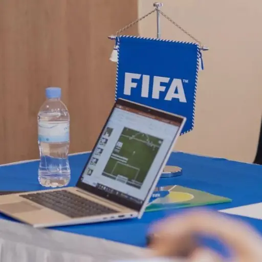 fifa-plataforma-de-clubes-que-no-pueden-inscribir-jugadores-enero-2024-1.jpg ,