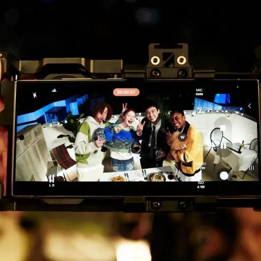 Lifestyle-Image_Anamorphic_LI.jpg ,