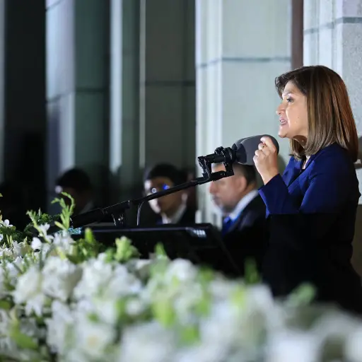 vicepresidenta-karin-herrera-emisoras-unidas.jpg ,