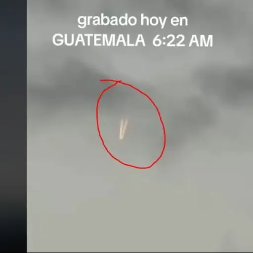 Luces-extranas-en-el-cielo-captura-de-pantalla-2.jpg ,