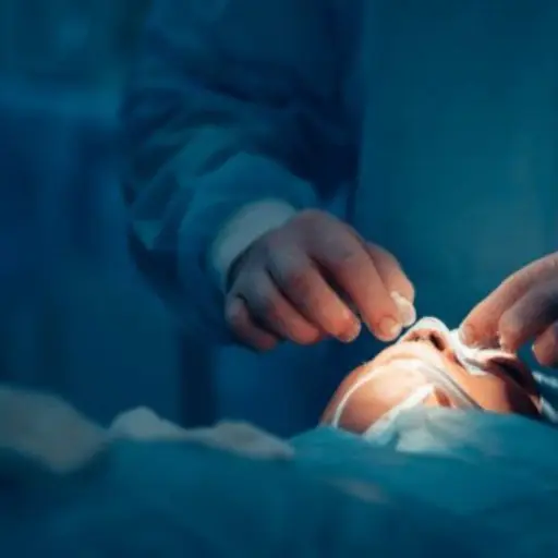 Cirujano-plastico-Dr.-Kim.jpg ,