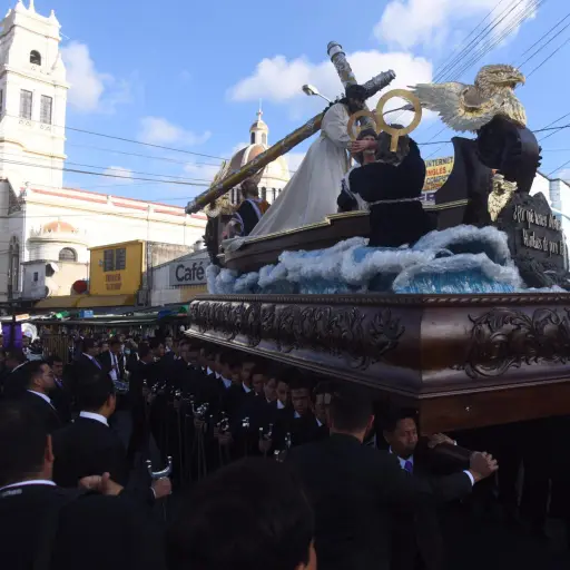 procesion-miercoles-ceniza-el-calvario-emisoras-unidas9-scaled-1.jpeg ,