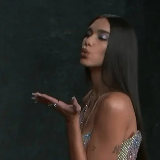 dua-lipa-emisoras-unidas-.png ,