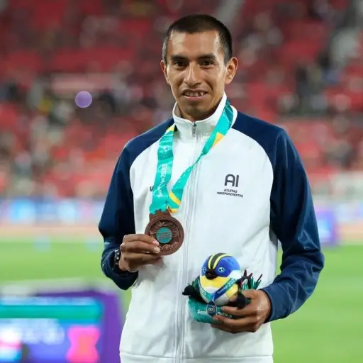 alberto-gonzalez-guatemala.jpg ,