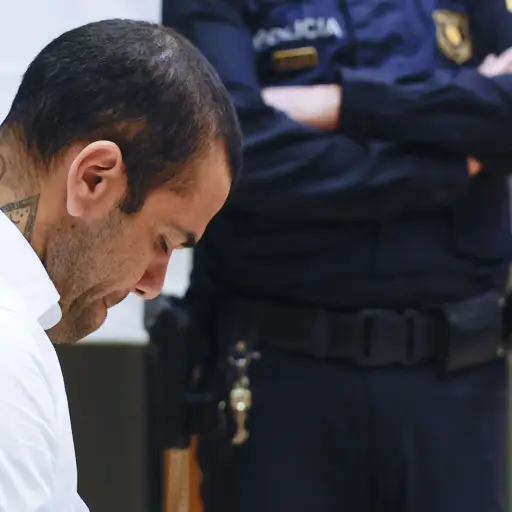 dani-alves-condenado-por-violacion-febrero-2024-1.jpg ,