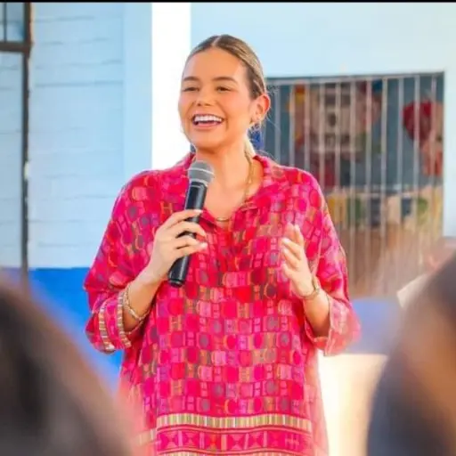 alcaldesa-ayutla-isel-suniga-emisoras-unidas-1.jpg ,