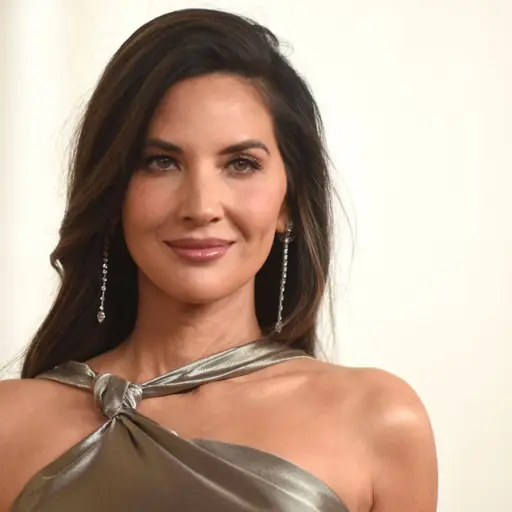 Olivia-Munn.jpg ,