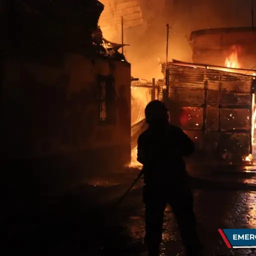 incendio-viviendas-zona-3-emisoras-unidas.jpeg ,