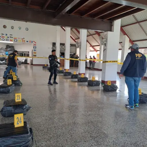 cargamento-droga-ruta-pacifico-emisoras-unidas.jpeg ,