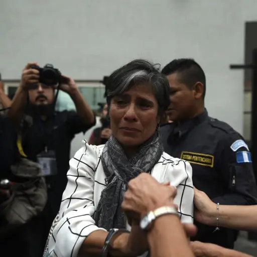 abogada-claudia-gonzalez-libertad-emisoras-unidas1.jpg ,