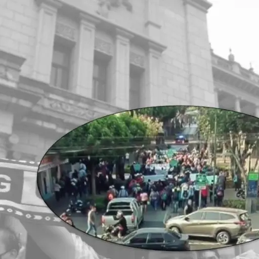 manifestaciones-zona-1-emisoras-unidas2.jpg ,