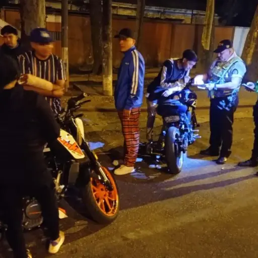 carreras-clandestinas-zona-13-emisoras-unidas.jpg ,