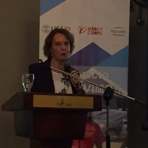 carmen-rosa-de-leon-escribano-iepades-emisoras-unidas1.jpeg ,