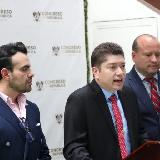 iniciativa-ley-desaparicion-hombres-emisoras-unidas.jpeg ,