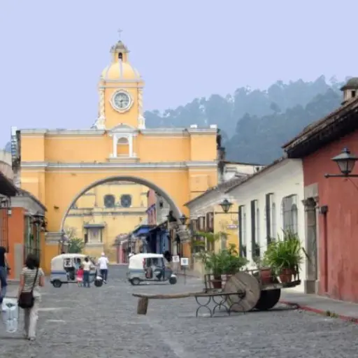 antigua-guatemala-1.jpg ,