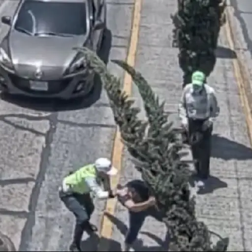 agentes-policia-municipal-boton-panico-emisoras-unidas.jpeg ,