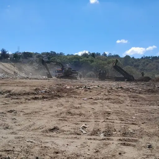 Incendio-en-el-vertedero-a-cargo-de-AMSA-web.jpeg ,