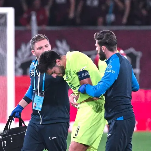 nicolas-samayoa-lesion.jpg ,