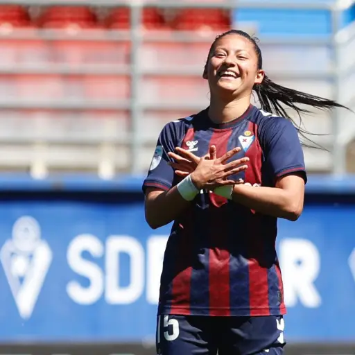 andrea-alvarez-eibar-espana.jpeg ,