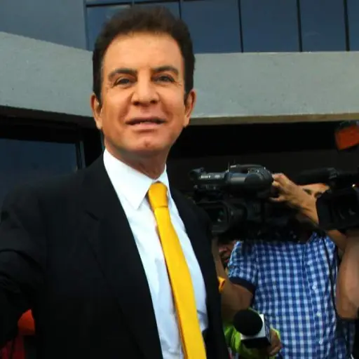 Salvador-Nasralla.jpg ,