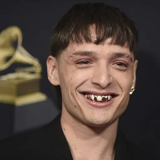 peso-pluma-emisoras-unidas-abril-2024.jpeg ,