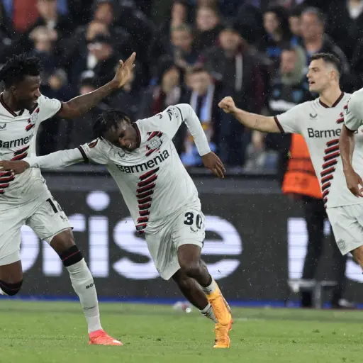 bayer-leverkusen-salva-invicto-europa-league-abril-2024-scaled-2.jpg ,