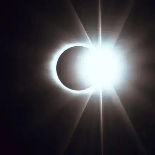 Eclipse-solar.jpeg ,