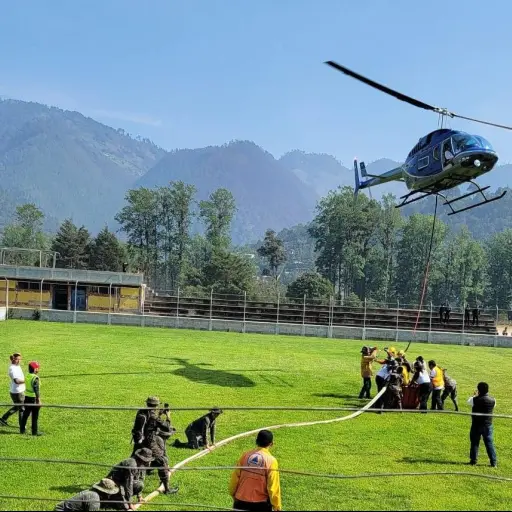 Fuego-amenaza-el-biotopo-del-quetzal-foto-bomberos-de-Tactic.jpg ,