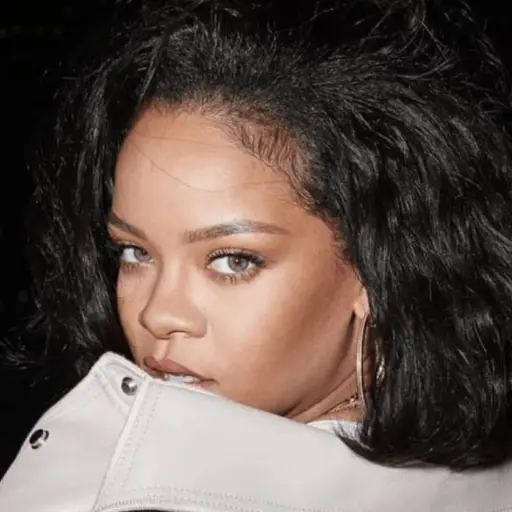 Rihanna-emisoras-unidas-abril-2024-1-1.png ,