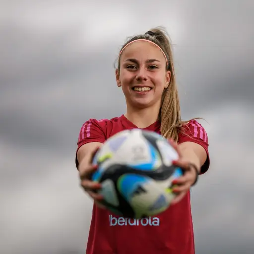 athenea-del-castillo-declaraciones-sobre-jugar-con-barcelona-abril-2024-scaled-1.jpg ,