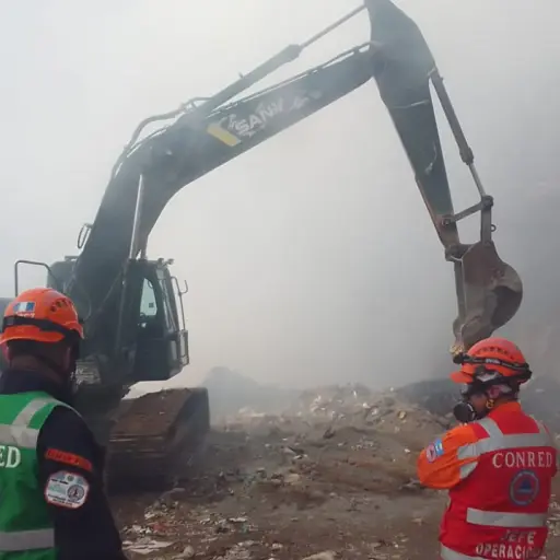 incendio-vertedero-amsa-emisoras-unidas7-1.jpeg ,